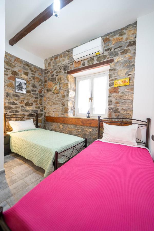 Flora'S Beach And Pool Villa In Syros Liaropa Экстерьер фото